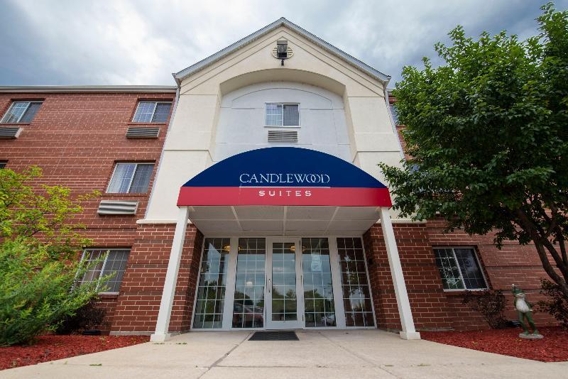 Sonesta Simply Suites Chicago Naperville Warrenville Exterior foto