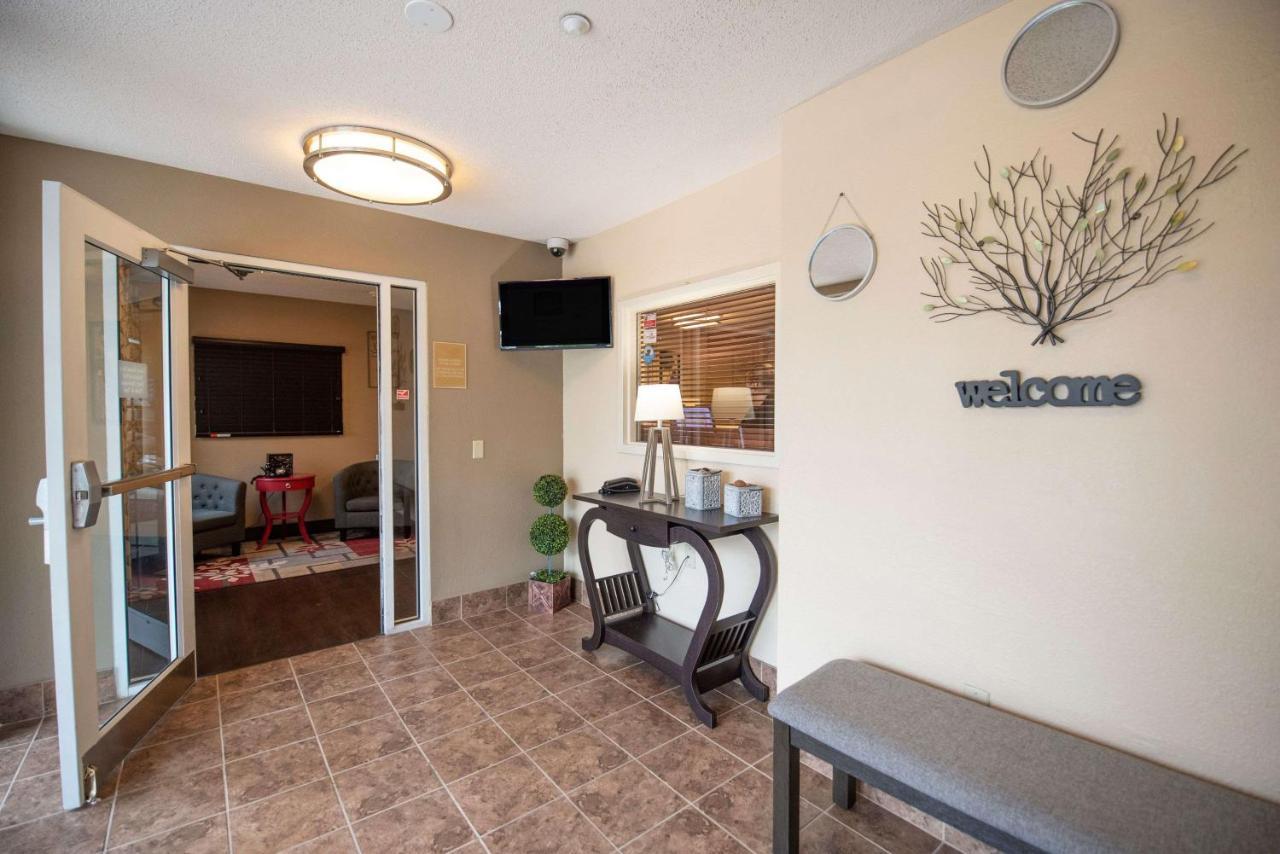 Sonesta Simply Suites Chicago Naperville Warrenville Exterior foto