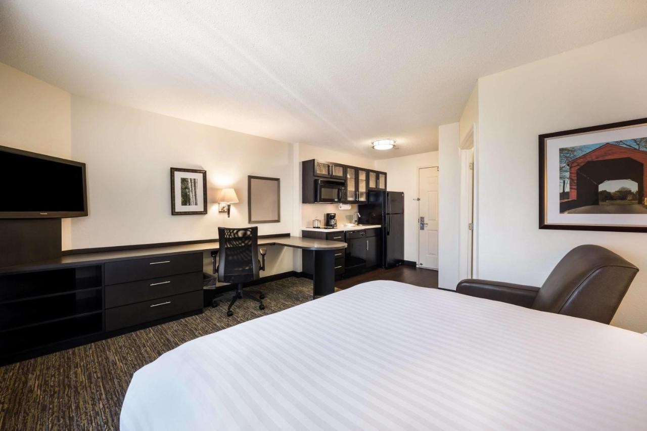 Sonesta Simply Suites Chicago Naperville Warrenville Exterior foto