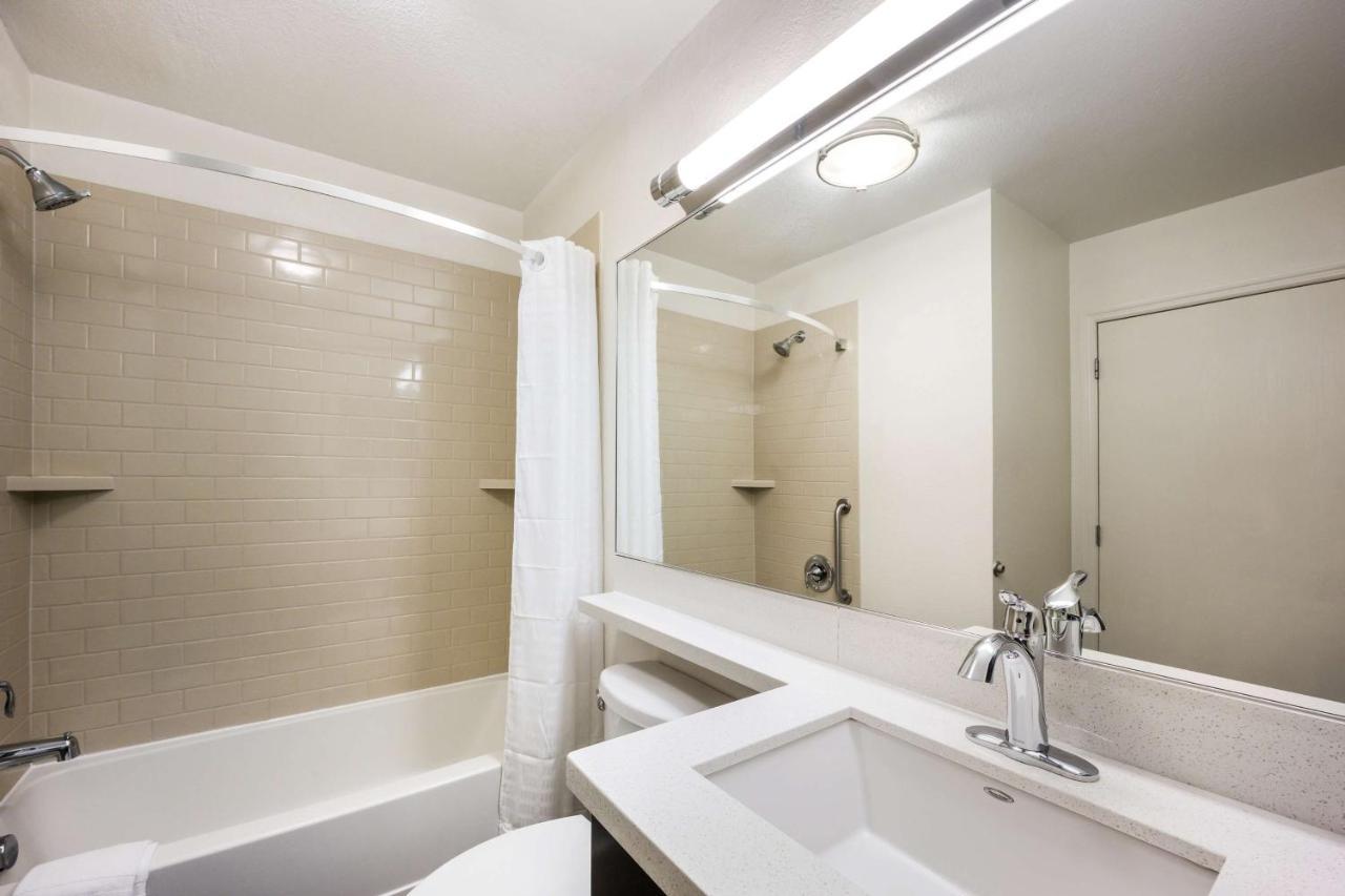 Sonesta Simply Suites Chicago Naperville Warrenville Exterior foto